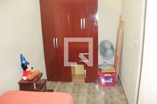Quarto 2 de casa para alugar com 2 quartos, 160m² em Parque Mikail, Guarulhos