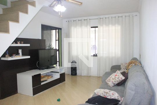 Casa para alugar com 2 quartos, 160m² em Parque Mikail, Guarulhos