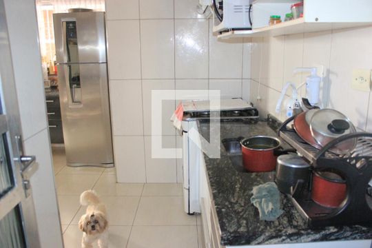 Cozinha de casa para alugar com 2 quartos, 160m² em Parque Mikail, Guarulhos