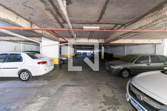 Área comum de apartamento para alugar com 2 quartos, 58m² em Fonseca, Niterói
