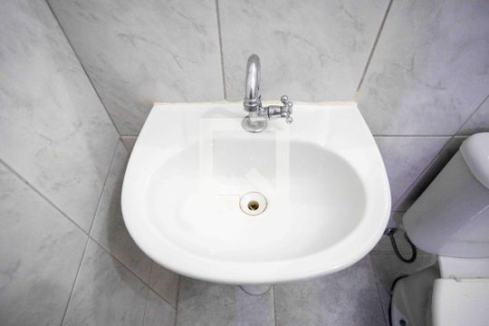 Banheiro da Suíte de casa para alugar com 2 quartos, 84m² em Centro, Diadema