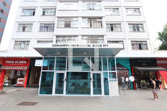 Fachada de kitnet/studio para alugar com 1 quarto, 75000m² em Bela Vista, São Paulo