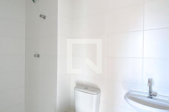 Banheiro de apartamento para alugar com 1 quarto, 34m² em Belenzinho, São Paulo