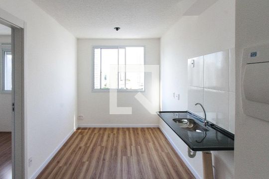 Apartamento para alugar com 1 quarto, 24m² em Vila Prudente, São Paulo