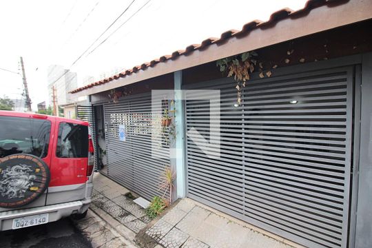 Fachada de casa à venda com 2 quartos, 140m² em Baeta Neves, São Bernardo do Campo
