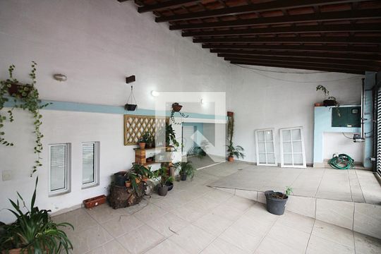 Garagem de casa à venda com 2 quartos, 140m² em Baeta Neves, São Bernardo do Campo