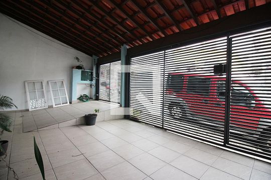Garagem de casa à venda com 2 quartos, 140m² em Baeta Neves, São Bernardo do Campo