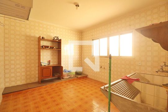 Casa 2 de casa para alugar com 6 quartos, 500m² em Vila Curuçá, Santo André
