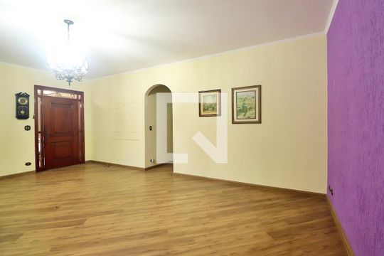 Sala de casa para alugar com 6 quartos, 500m² em Vila Curuçá, Santo André