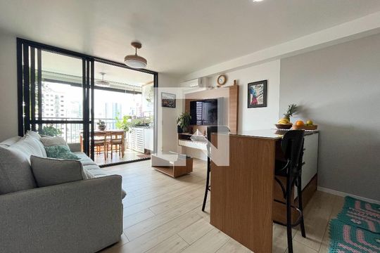 Apartamento à venda com 2 quartos, 62m² em Mirandópolis, São Paulo