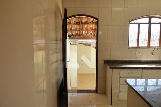 Cozinha  de casa para alugar com 2 quartos, 50m² em Jardim Nossa Senhora do Carmo, São Paulo
