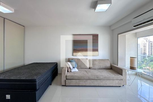Sala/Quarto de kitnet/studio para alugar com 1 quarto, 38m² em Brooklin Paulista, São Paulo