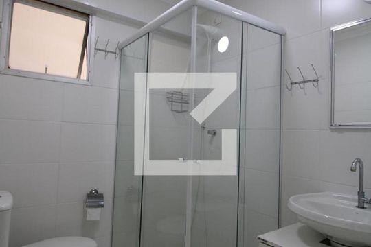 Banheiro de apartamento para alugar com 1 quarto, 39m² em Bosque, Campinas