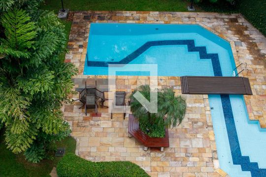 Piscina de apartamento à venda com 5 quartos, 240m² em Vila Morumbi, São Paulo