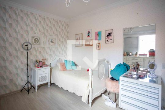 Quarto Suite 3 de casa para alugar com 4 quartos, 660m² em Centro, Diadema