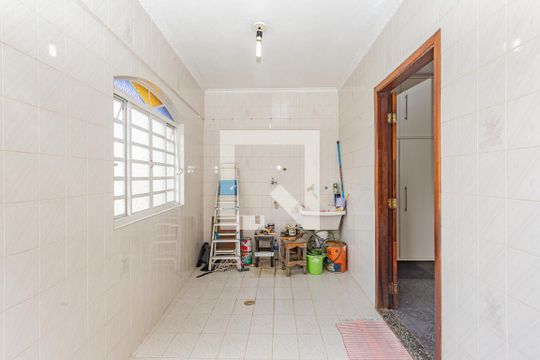 Área de Serviço de casa à venda com 3 quartos, 300m² em Parque Fongaro, São Paulo