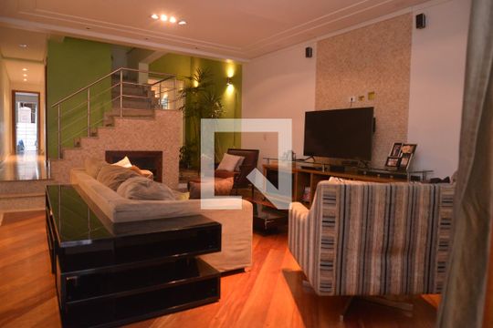 Sala 1 de casa à venda com 4 quartos, 250m² em Vila Valparaíso, Santo André