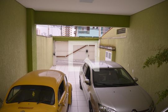 Garagem de casa à venda com 4 quartos, 250m² em Vila Valparaíso, Santo André