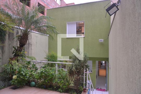 Quintal de casa à venda com 4 quartos, 250m² em Vila Valparaíso, Santo André