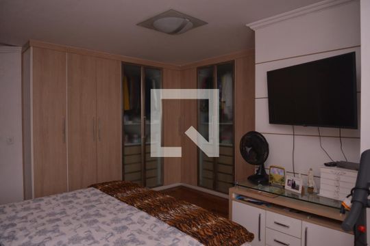 Suíte 1 de casa à venda com 4 quartos, 250m² em Vila Valparaíso, Santo André