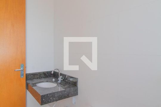 Banheiro de casa à venda com 2 quartos, 97m² em Jardim Vila Formosa, São Paulo