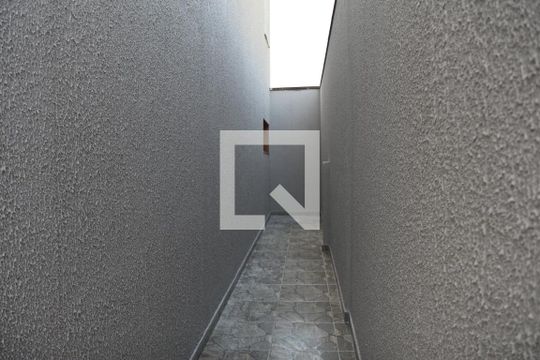 Corredor de casa à venda com 2 quartos, 97m² em Jardim Vila Formosa, São Paulo