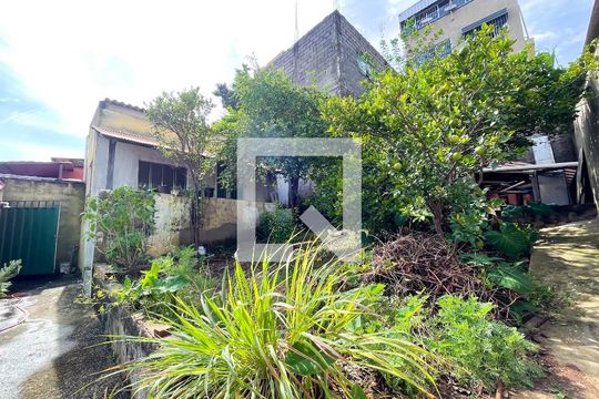 Área comum de casa à venda com 4 quartos, 360m² em Bandeirantes, Contagem