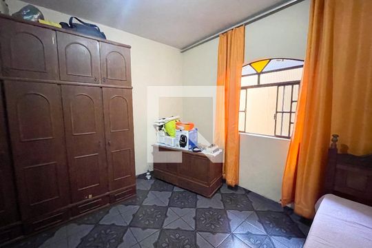 Quarto 1 de casa à venda com 4 quartos, 360m² em Bandeirantes, Contagem