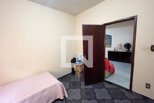 Quarto 1 de casa à venda com 4 quartos, 360m² em Bandeirantes, Contagem