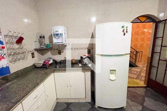 Cozinha de casa à venda com 4 quartos, 360m² em Bandeirantes, Contagem