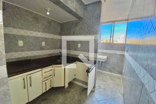 Cozinha e Área de Serviço de apartamento para alugar com 1 quarto, 58m² em Pituba, Salvador