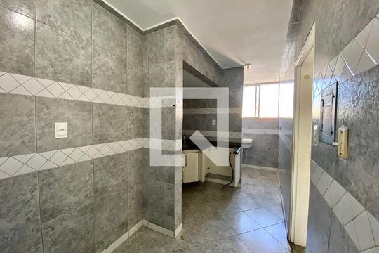 Cozinha e Área de Serviço de apartamento para alugar com 1 quarto, 58m² em Pituba, Salvador
