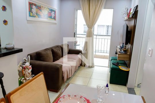 sala de apartamento para alugar com 3 quartos, 58m² em Novo Osasco, Osasco