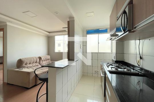 Cozinha de apartamento à venda com 2 quartos, 44m² em Jardim Dona Leopoldina, Porto Alegre