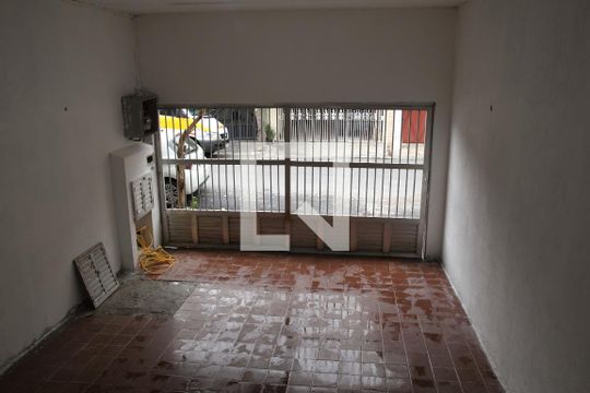 Garagem de casa à venda com 3 quartos, 152m² em Conjunto Residencial Pombeva, São Bernardo do Campo