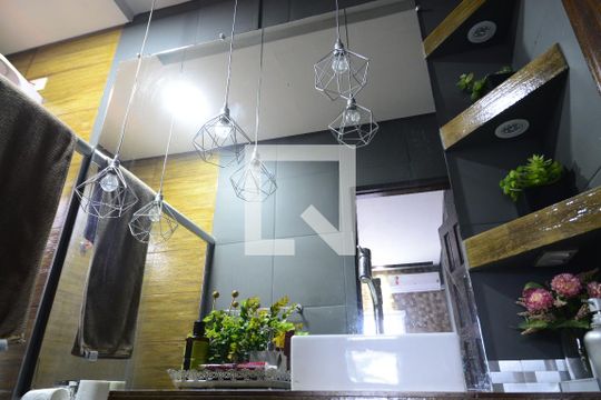 Suíte de casa à venda com 5 quartos, 400m² em Ipiranga, São Paulo