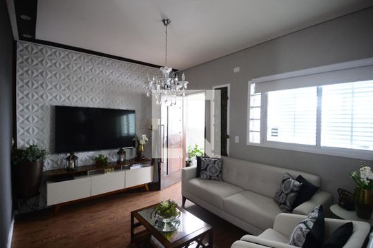 Casa à venda com 5 quartos, 400m² em Ipiranga, São Paulo