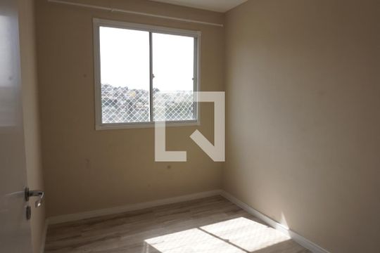 Quarto 1 de apartamento à venda com 2 quartos, 41m² em Vila Zat, São Paulo