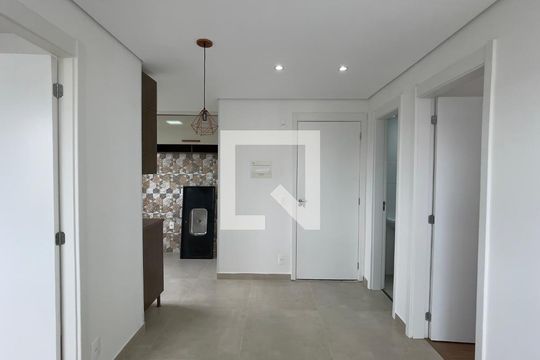 Sala  de apartamento para alugar com 2 quartos, 35m² em Guaianazes, São Paulo