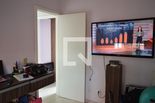 Quarto 2 de apartamento à venda com 2 quartos, 44m² em Centro, Contagem