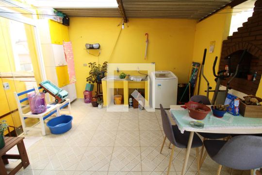 Casa 2 - Área de Serviço de casa à venda com 4 quartos, 220m² em Vila Medeiros, São Paulo