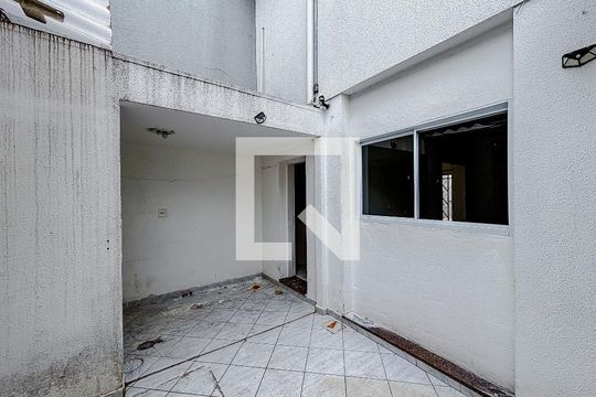 Área externa de casa para alugar com 2 quartos, 100m² em Chácara Santo Antônio (zona Leste), São Paulo