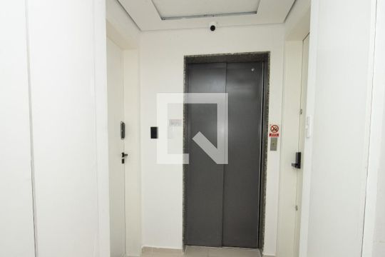 Área comum - hall do andar de apartamento à venda com 4 quartos, 193m² em Indianópolis, São Paulo