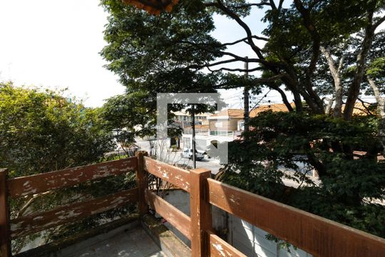 Sacada Suíte de casa à venda com 4 quartos, 250m² em Jardim Santa Maria, São Paulo