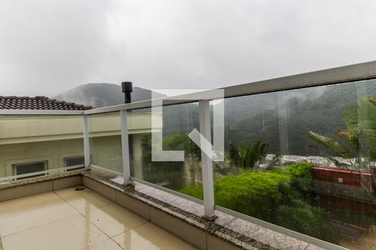 Varanda de apartamento à venda com 5 quartos, 500m² em Tamboré, Santana de Parnaíba