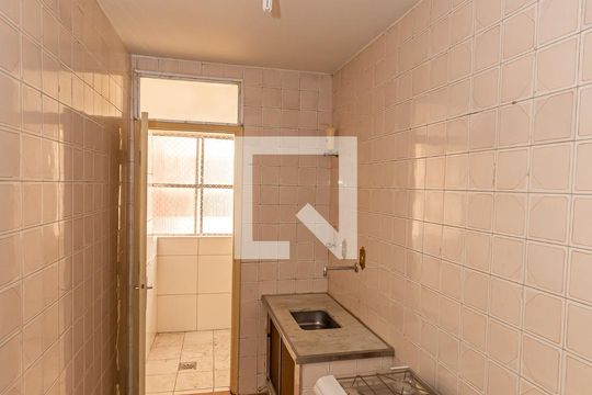 Cozinha de apartamento à venda com 1 quarto, 50m² em Botafogo, Campinas