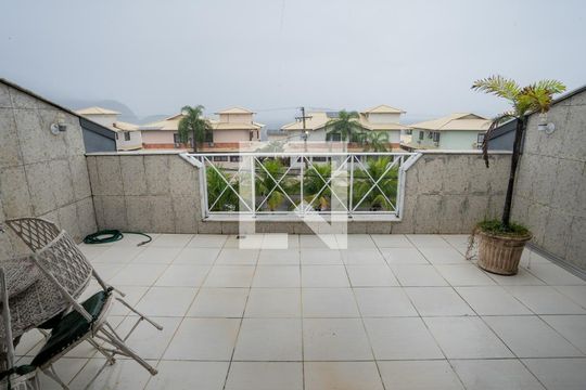 Varanda 2º Andar de casa de condomínio à venda com 5 quartos, 205m² em Camboinhas, Niterói