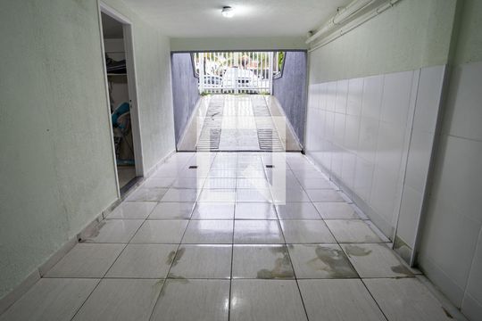 Garagem de casa de condomínio à venda com 5 quartos, 205m² em Camboinhas, Niterói