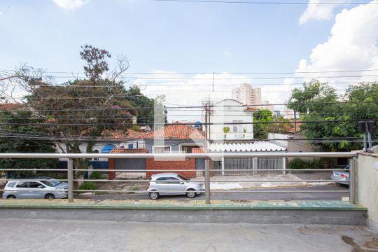 vista sacada de casa à venda com 3 quartos, 700m² em Lapa, São Paulo
