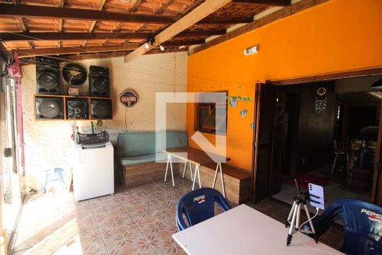 Varanda de casa à venda com 3 quartos, 133m² em Hípica, Porto Alegre